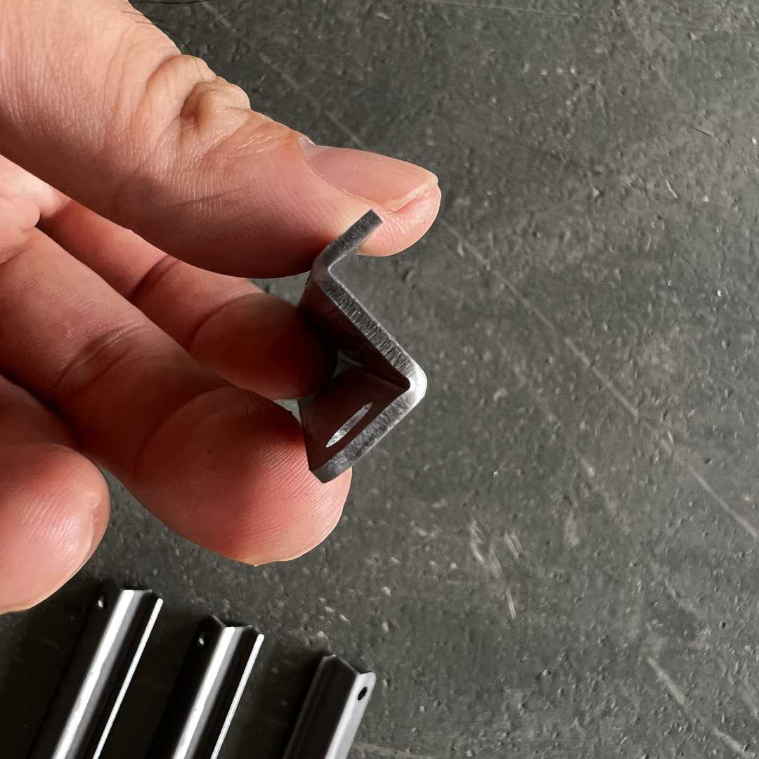 Piezas de estampado de metal doblado de chapa de acero con soporte