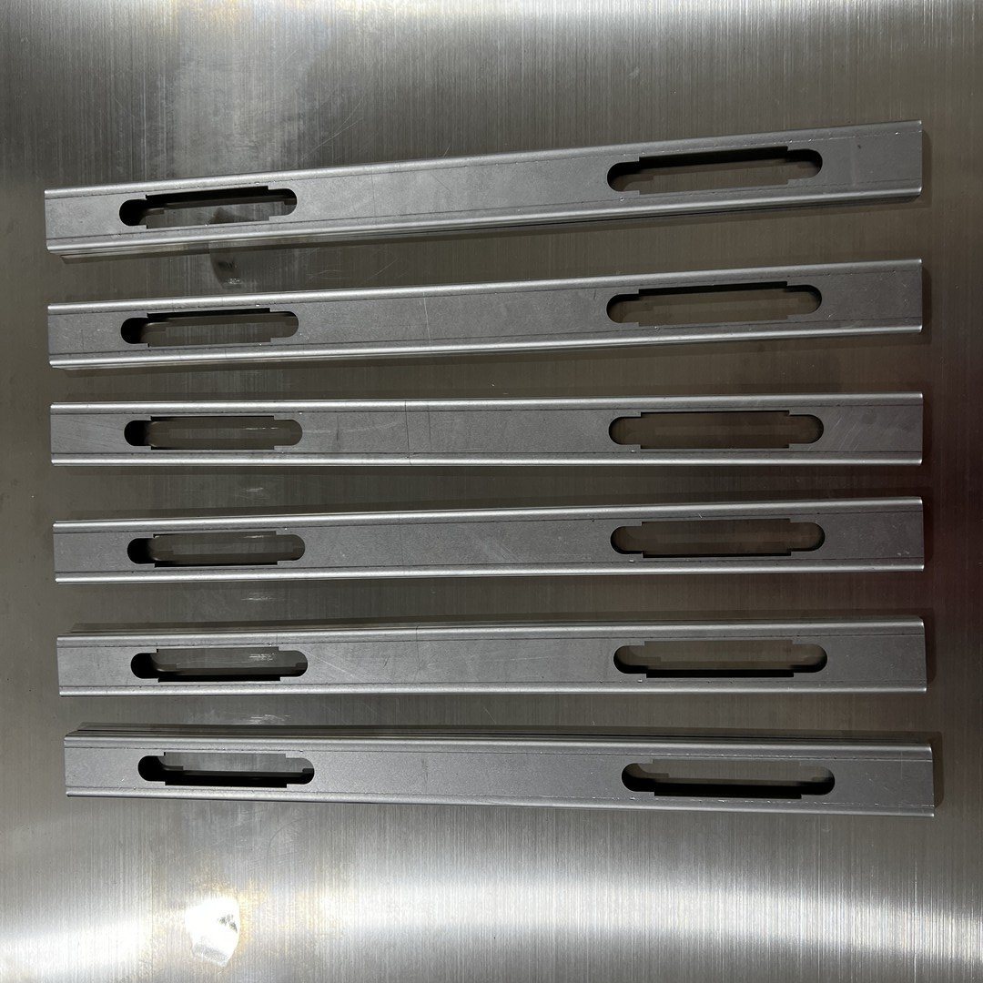 Piezas de metal de aluminio de acero inoxidable de corte por láser