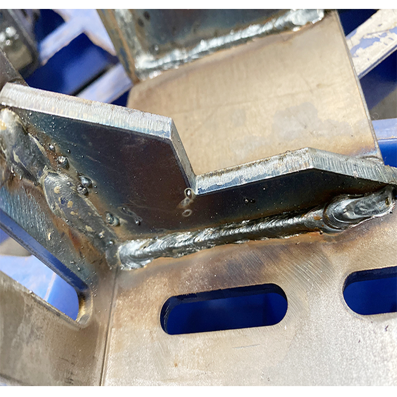 Pieza de soldadura de corte por láser de fabricación de metal personalizada